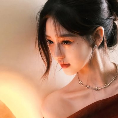 少女宿舍海报
